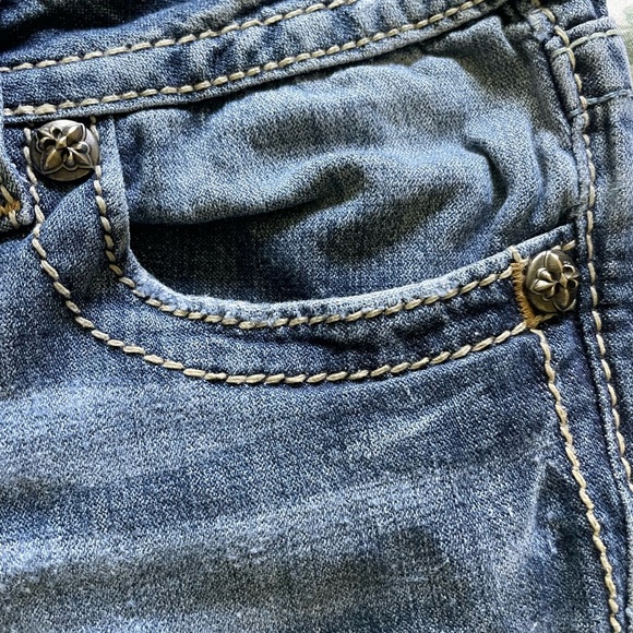 Miss Me Blue Skinny Jeans Medium Wash Style JP56975 Size 28 - Picture 13 of 13